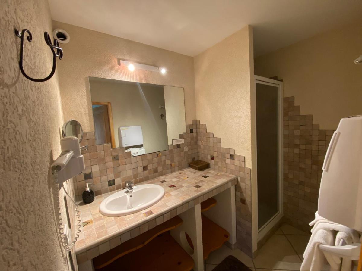 Le Rif Hotel Puygiron Eksteriør billede