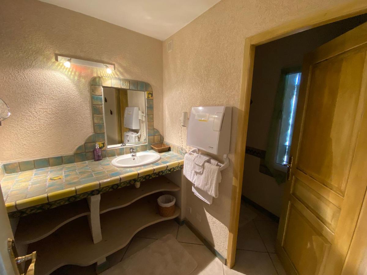 Le Rif Hotel Puygiron Eksteriør billede